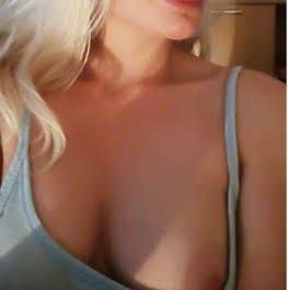 ŽHAVÁ SEXY JANNI NEVÁHEJ